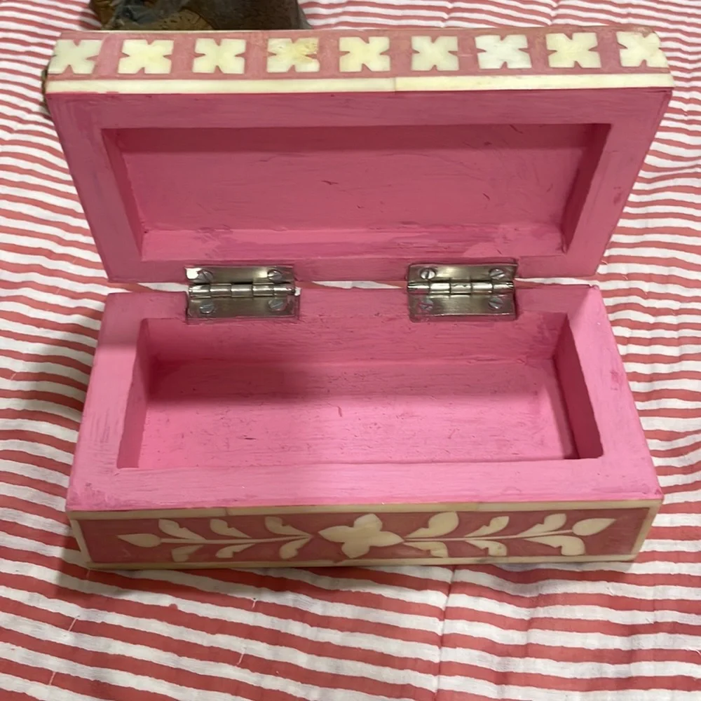 Bone Inlay Box - Picture 2 of 5